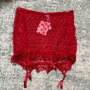 Ruffle luv garter skirt